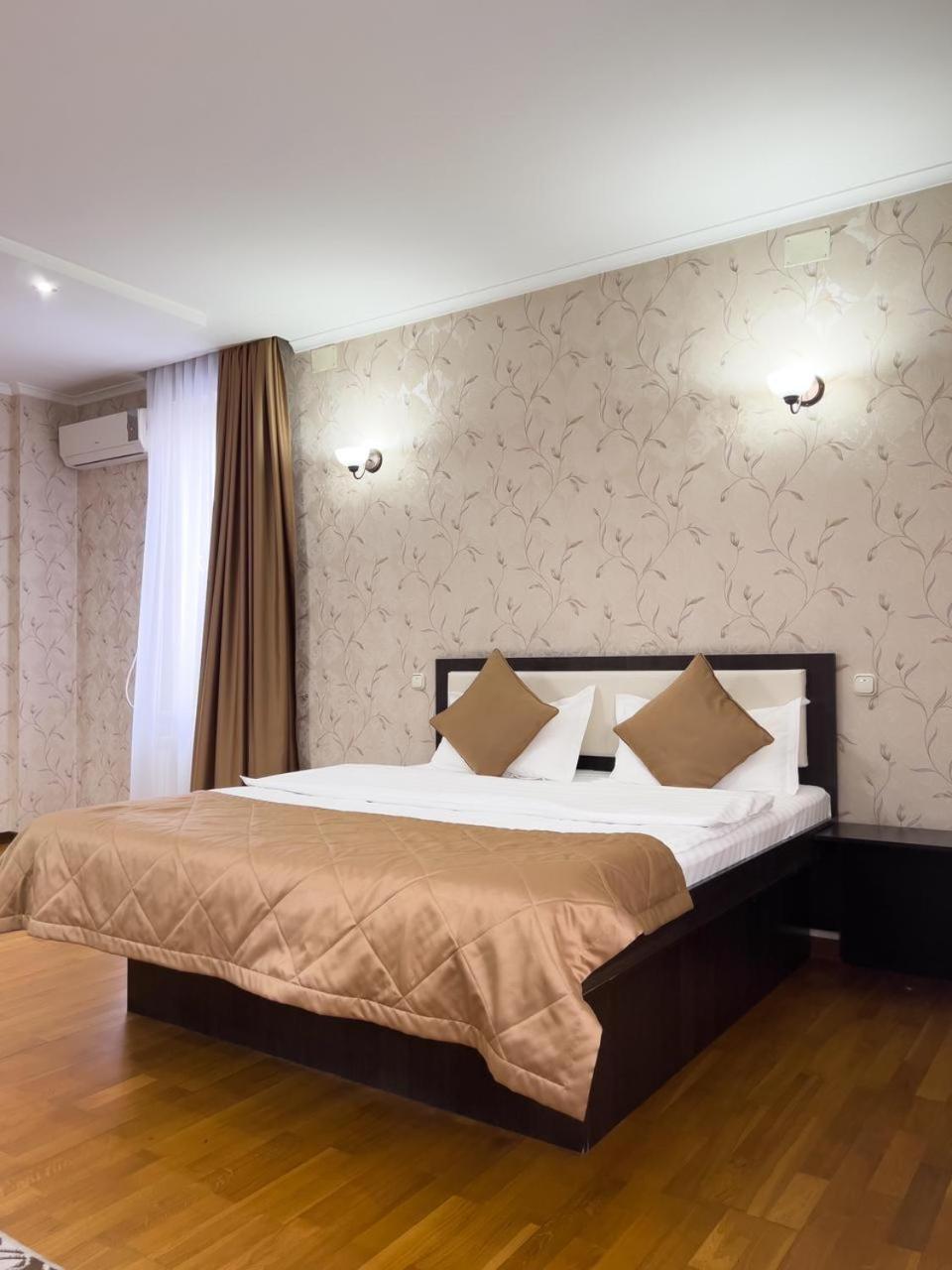 Apartment 5 阿拉木图 外观 照片